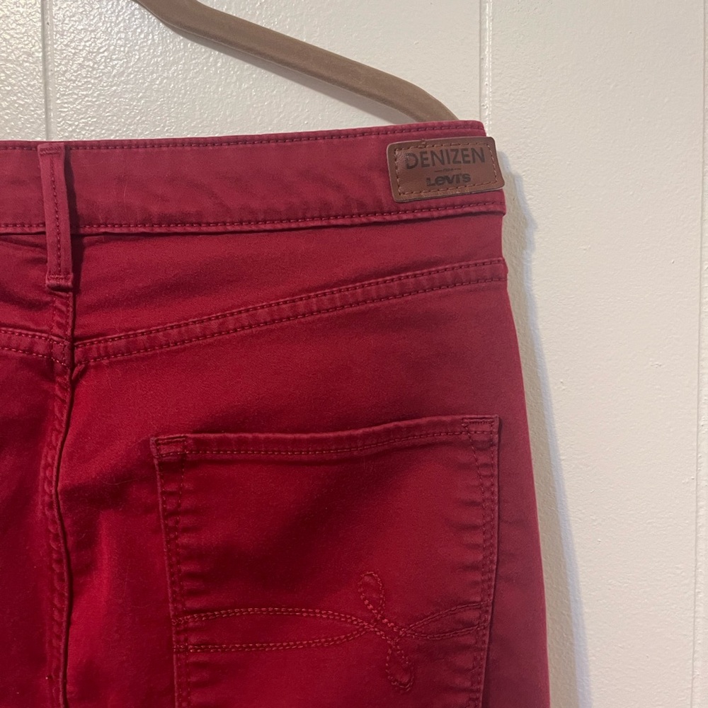 Levi’s - Picture 5 of 6
